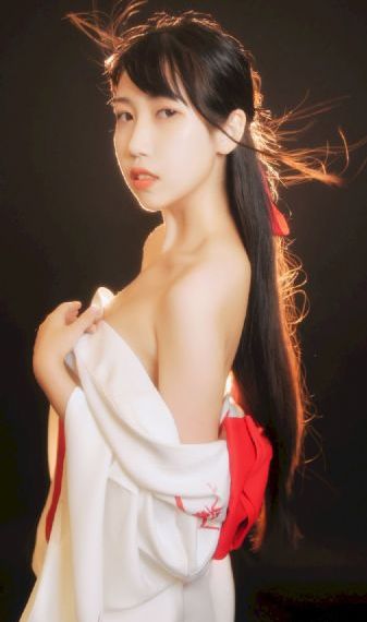 和班长的糜烂生活_720电影完整版