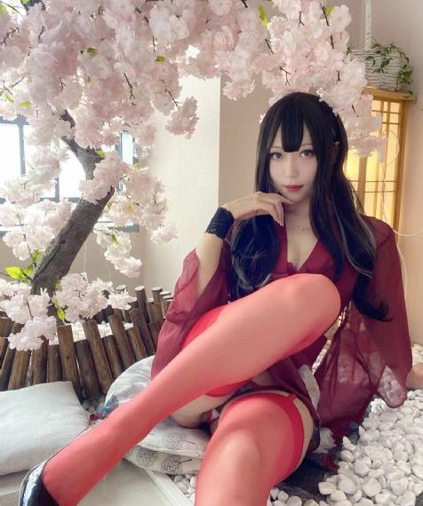 寂寞少妇app_剧情片动漫免费观看